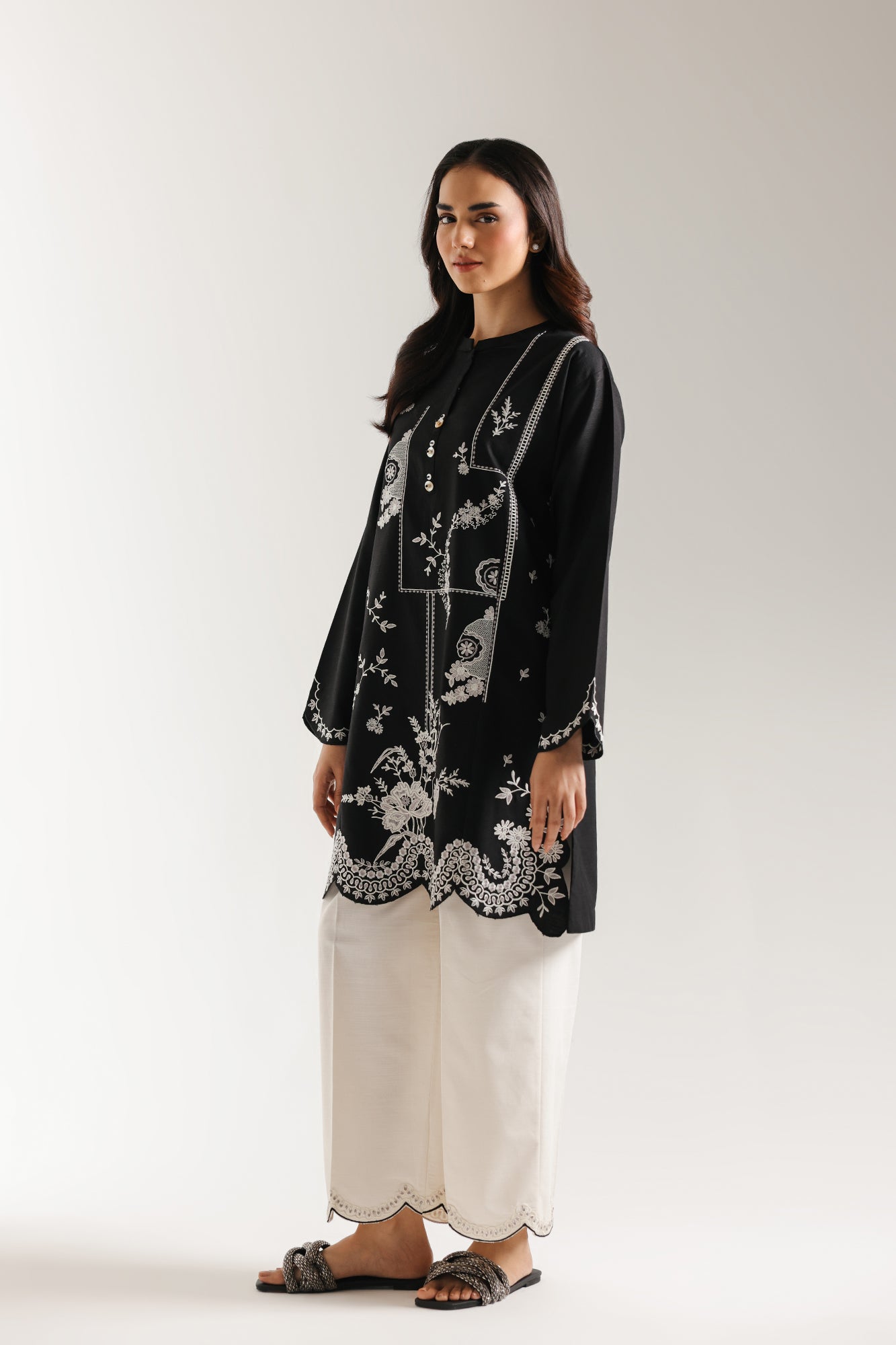 EMBROIDERED SUIT (E7035/102/902) - Image 2