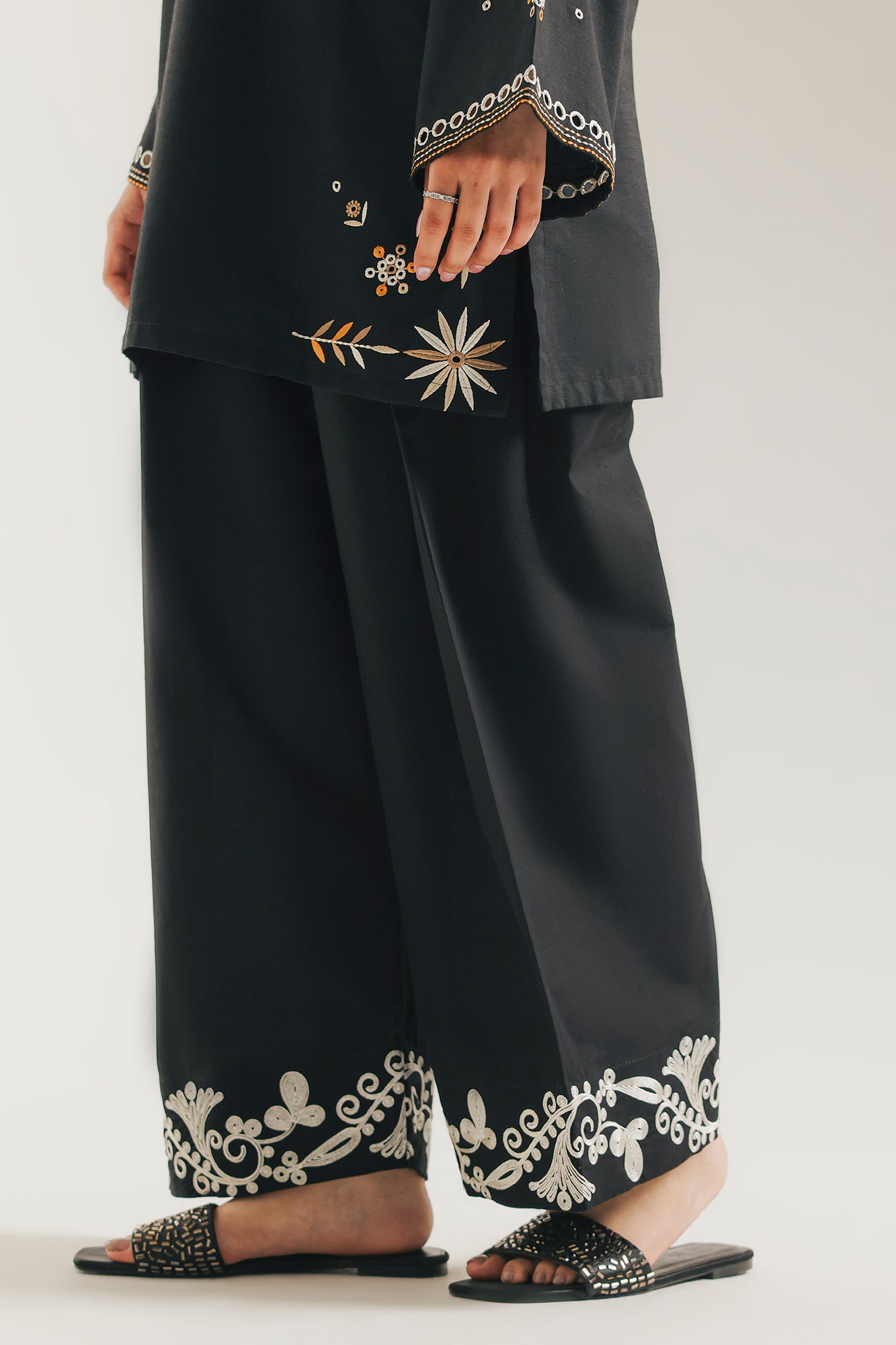 TROUSER (E7050/102/901) - Image 2