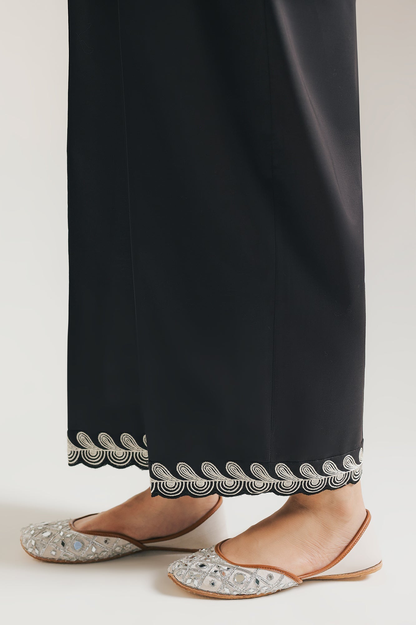 TROUSER (E7052/102/902) - Image 4