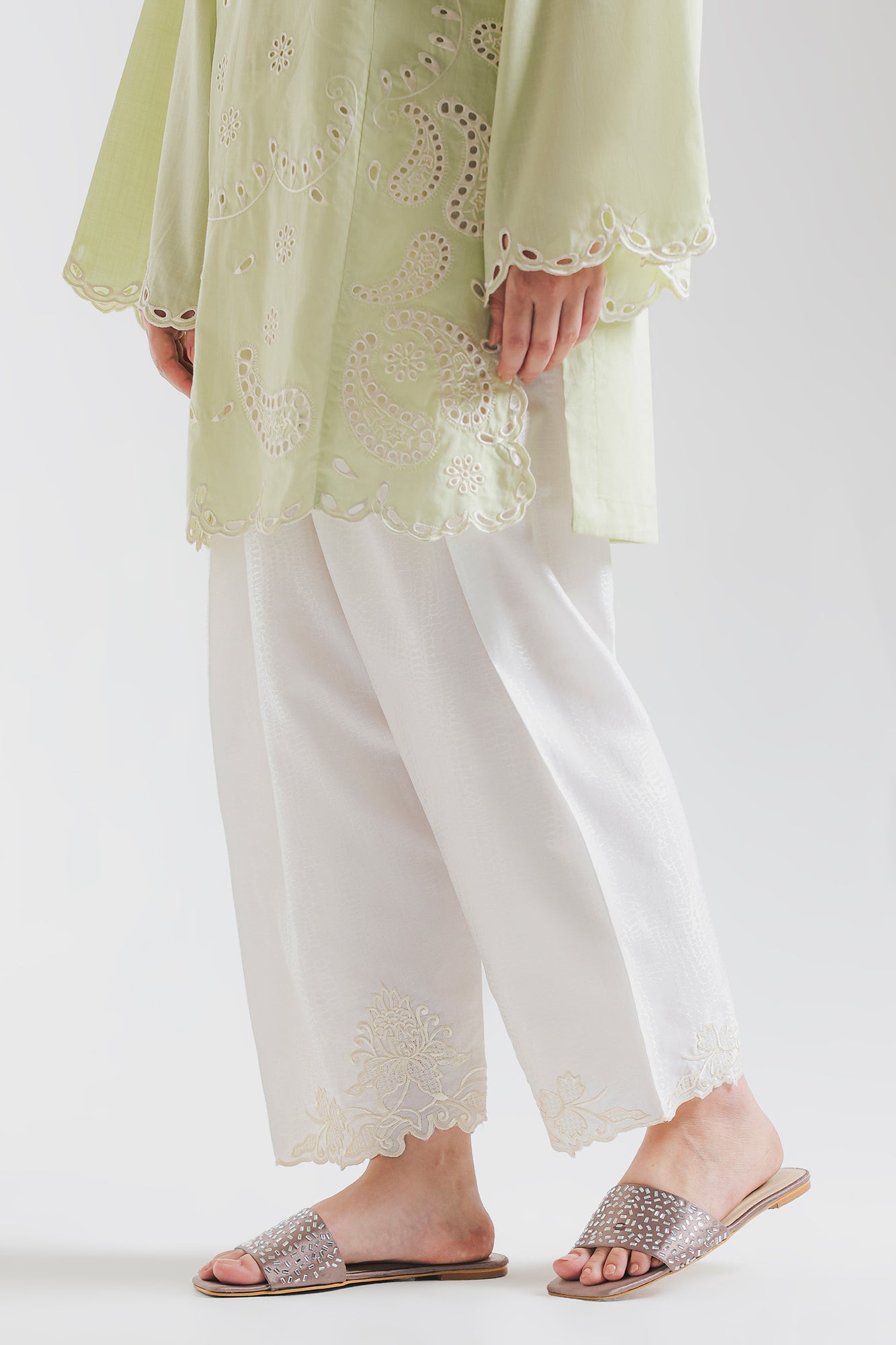 SHALWAR (E7053/102/001) - Image 2