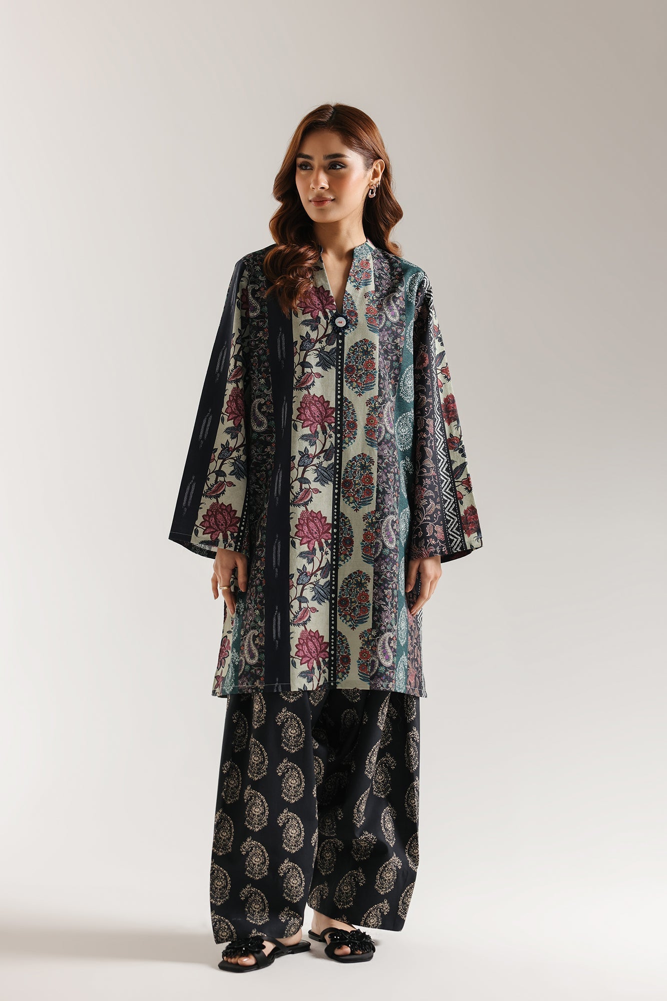 PRINTED SUIT (E7100/102/902) - Image 2