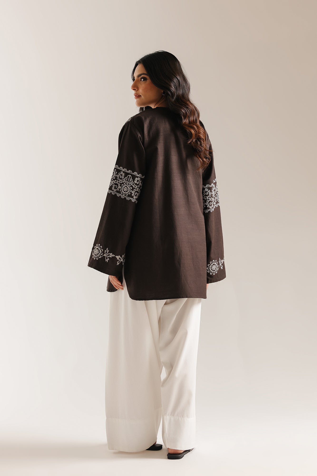 PRINTED KURTI (E7132/102/903) - Image 4