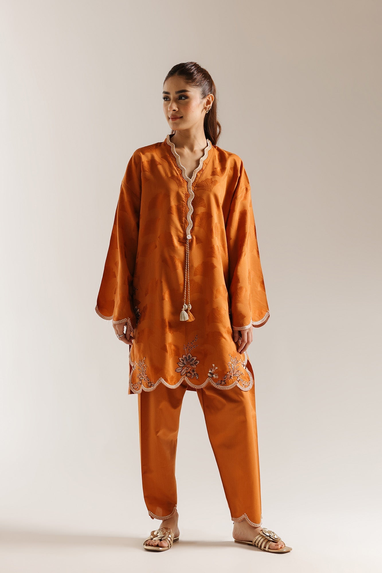 EMBROIDERED SUIT (E7216/102/212) - Image 2