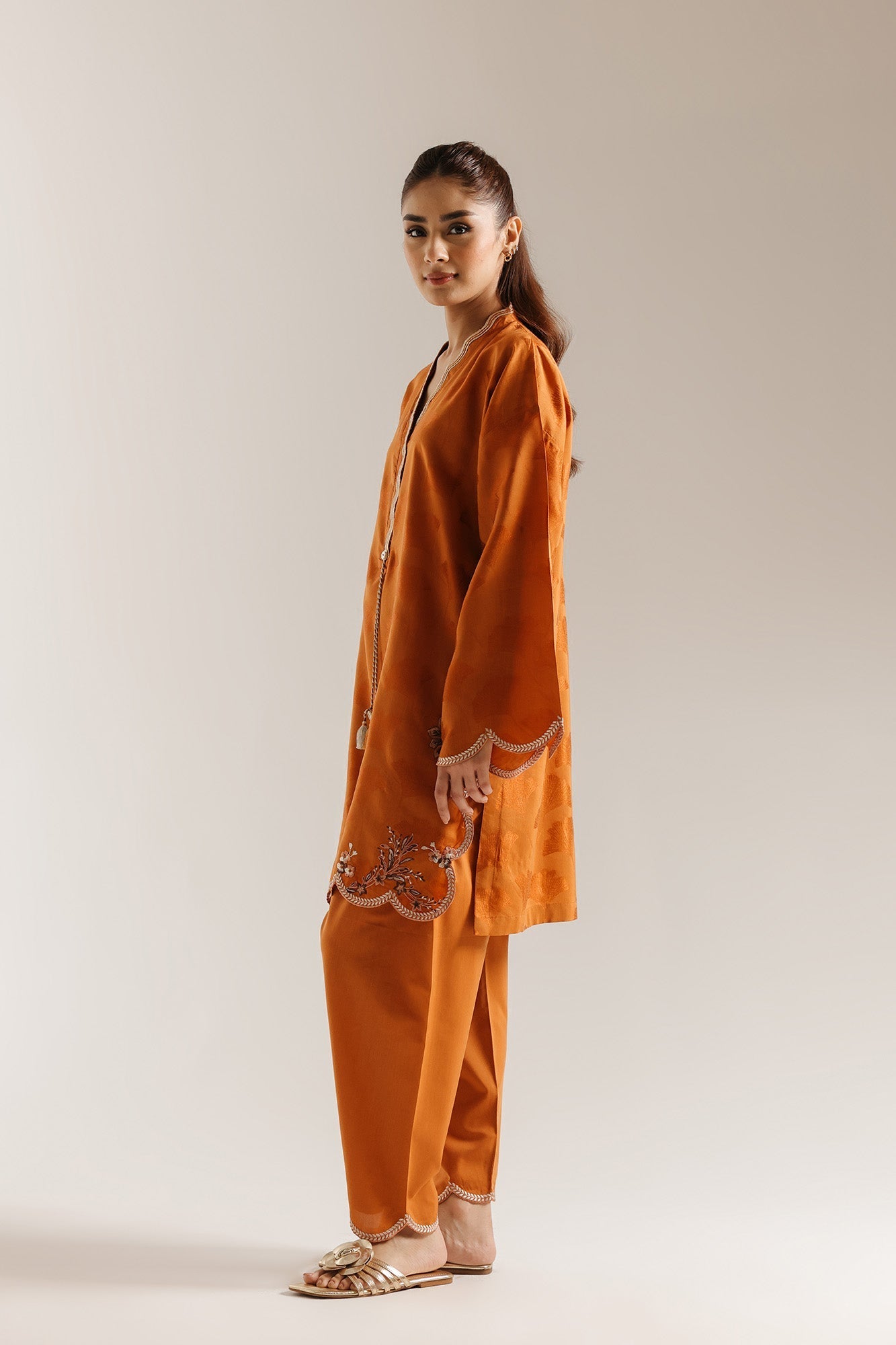 EMBROIDERED SUIT (E7216/102/212) - Image 3