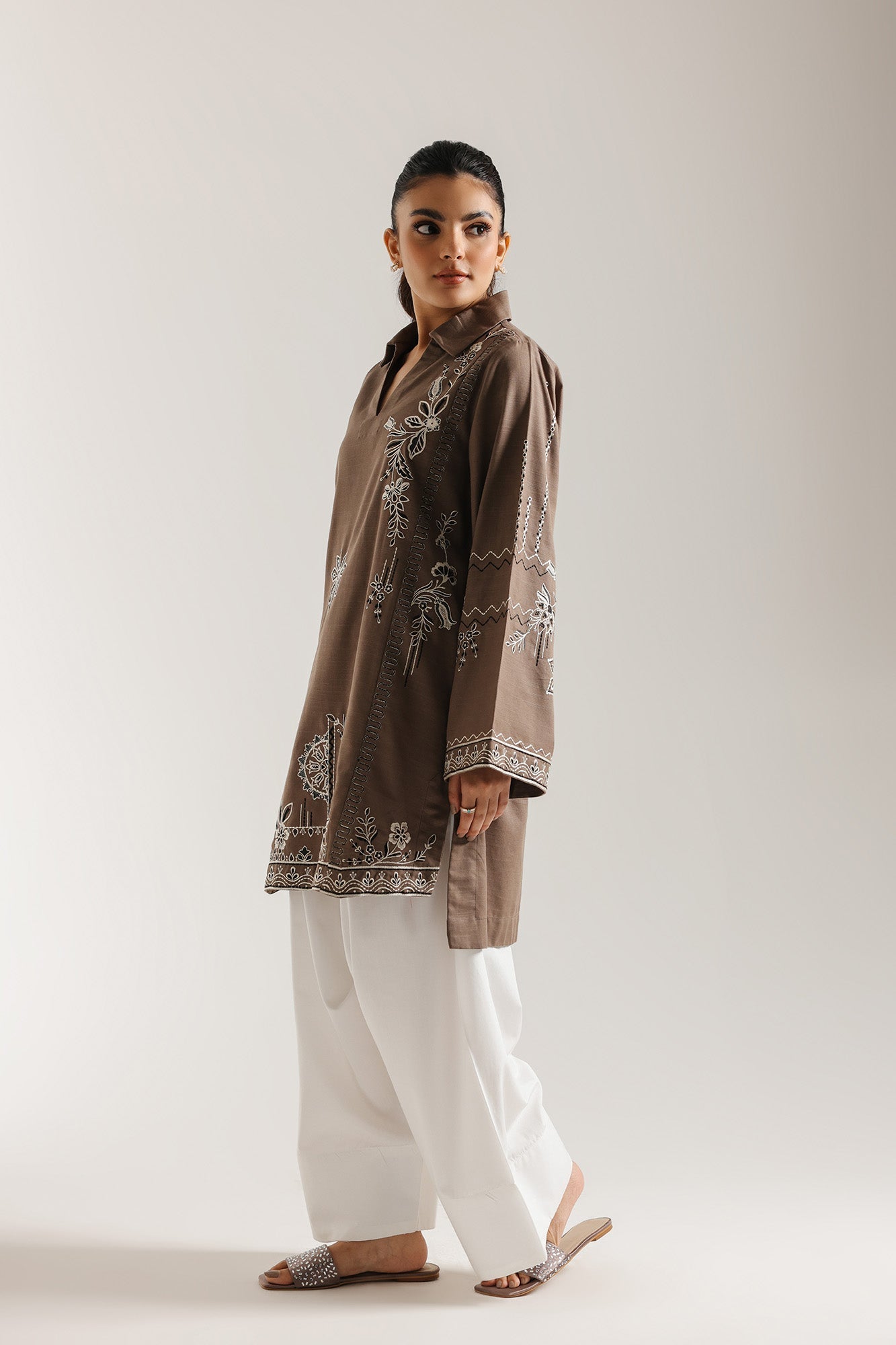 EMBROIDERED SHIRT (E7220/102/128) - Image 2