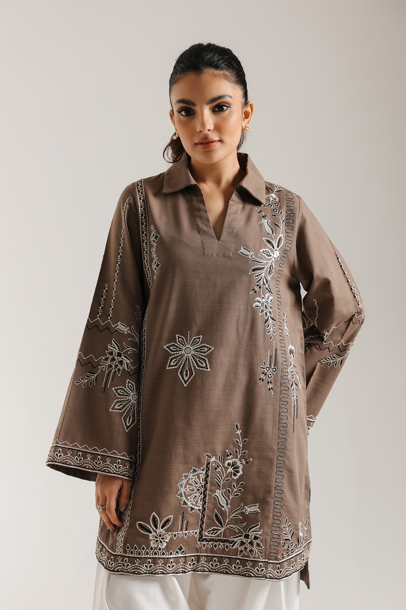EMBROIDERED SHIRT (E7220/102/128) - Image 4