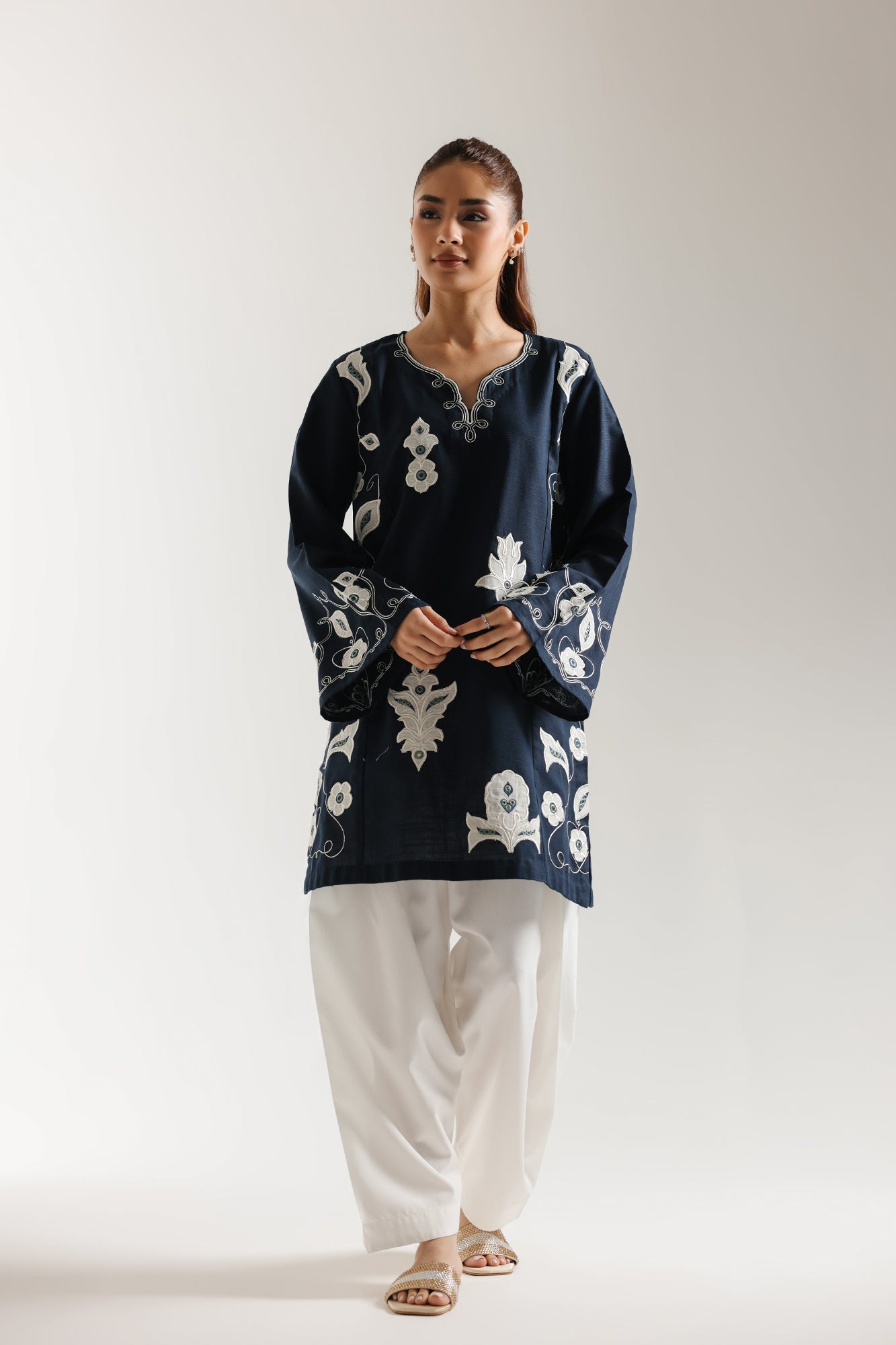 EMBROIDERED SHIRT (E7222/102/618) - Image 2