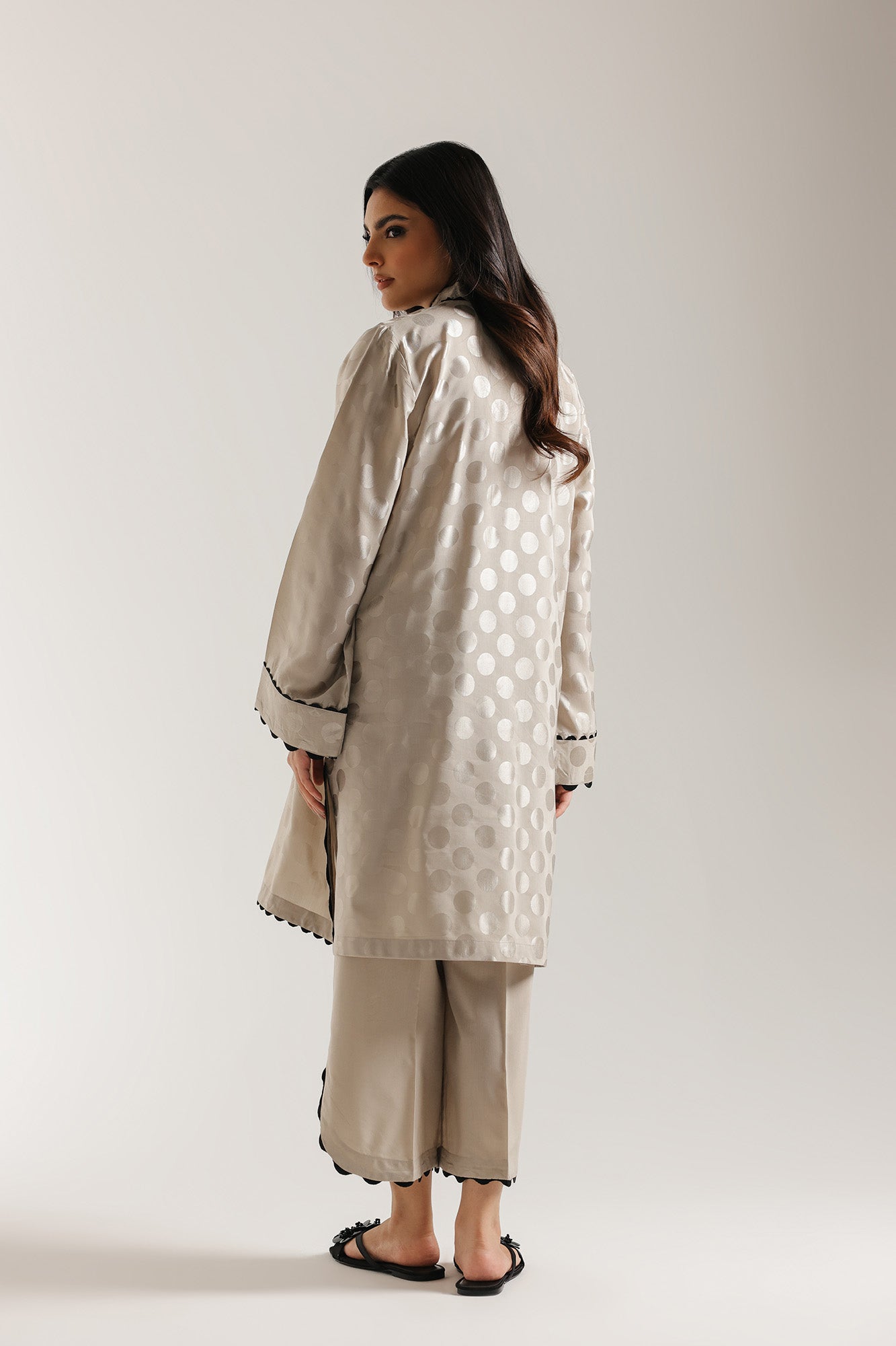 EMBROIDERED SUIT (E7233/102/006) - Image 3