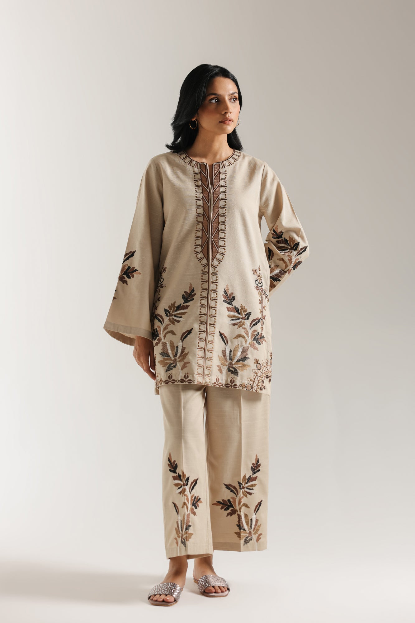 EMBROIDERED SUIT (E7239/102/112) - Image 2