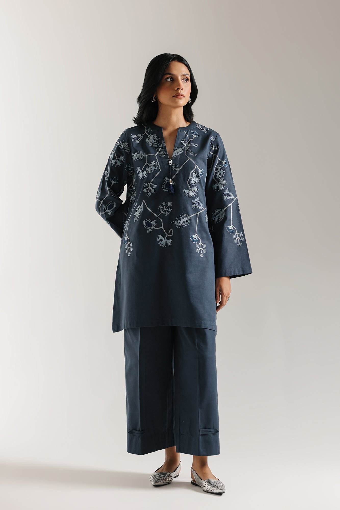 EMBROIDERED SUIT (E7240/102/602) - Image 2