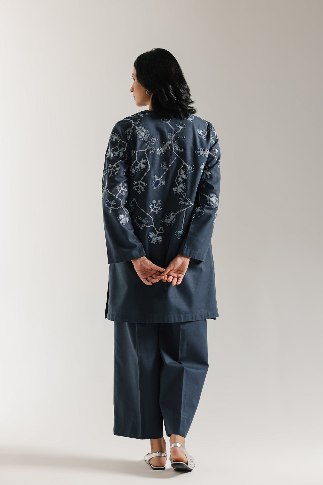 EMBROIDERED SUIT (E7240/102/602) - Image 4
