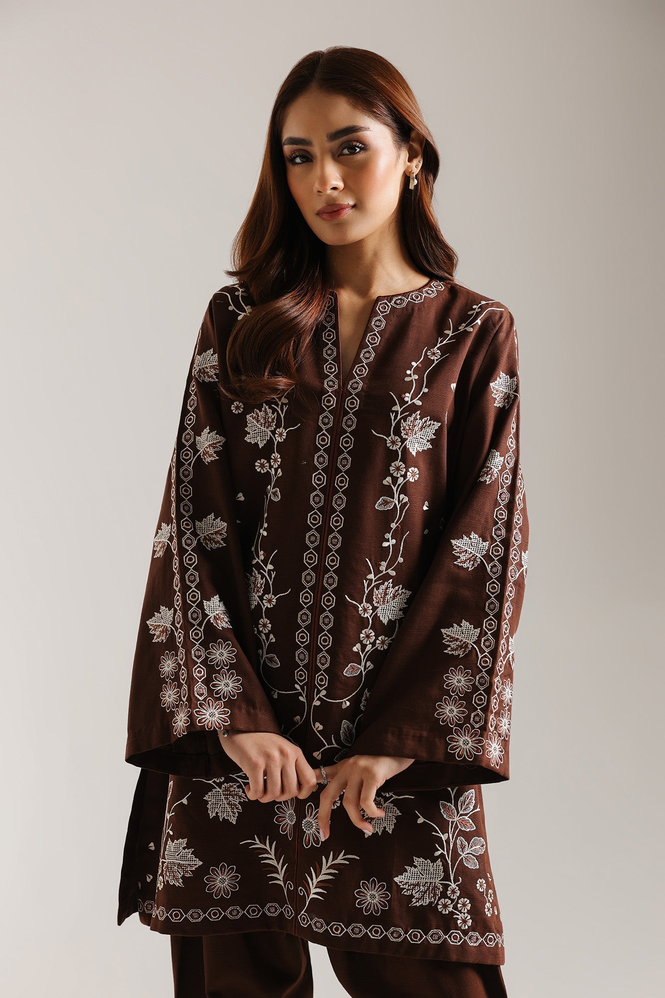 EMBROIDERED SUIT (E7241/102/801) - Image 4