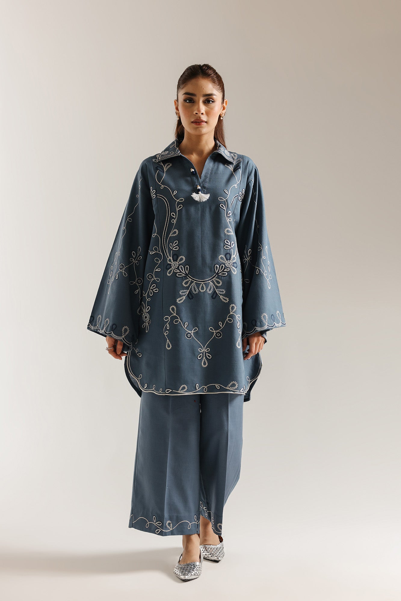 EMBROIDERED SUIT (E7242/102/606) - Image 2