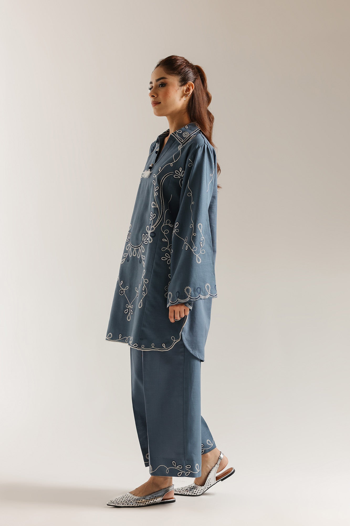 EMBROIDERED SUIT (E7242/102/606) - Image 3