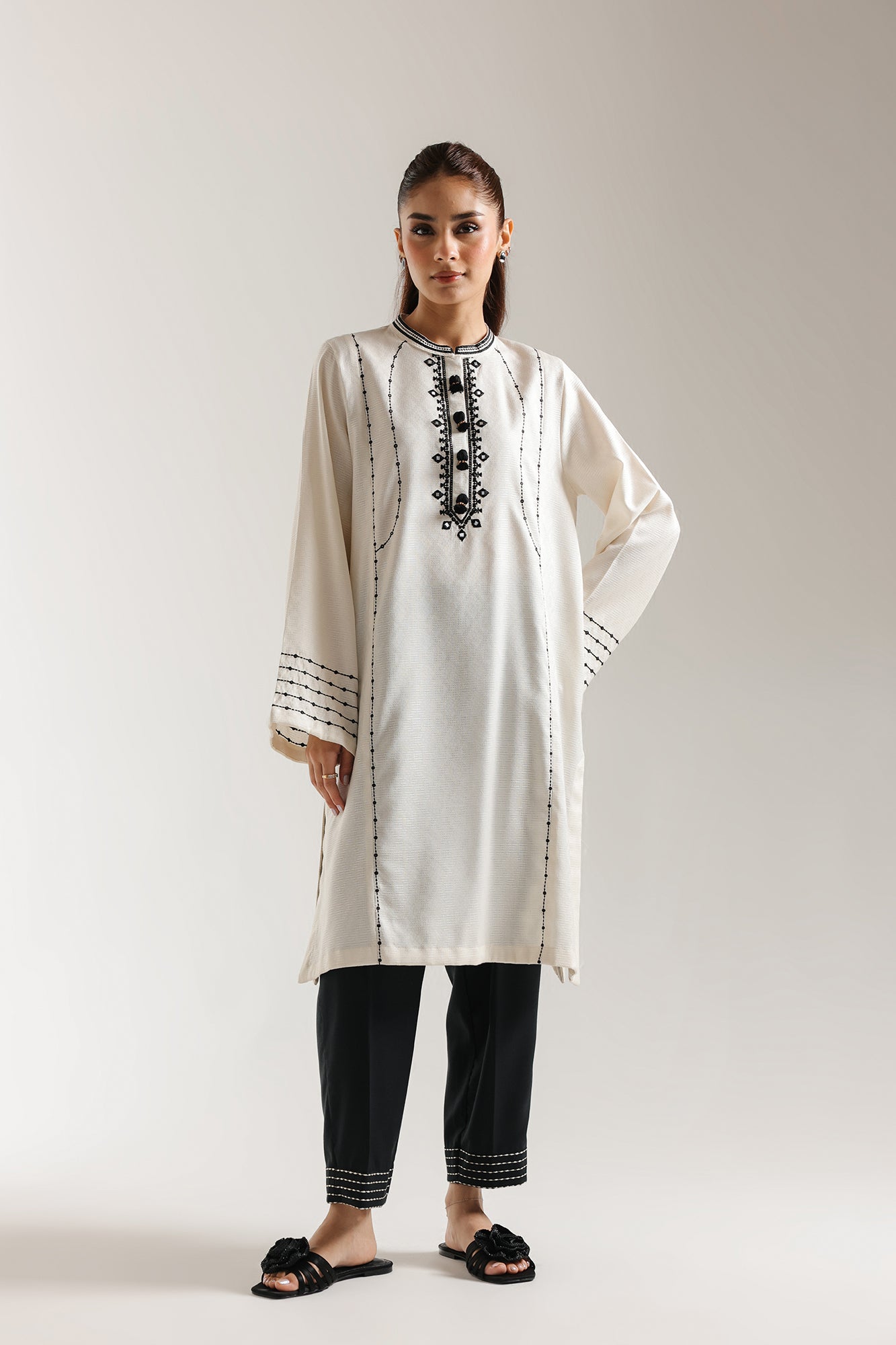 EMBROIDERED SUIT (E7259/102/002) - Image 2