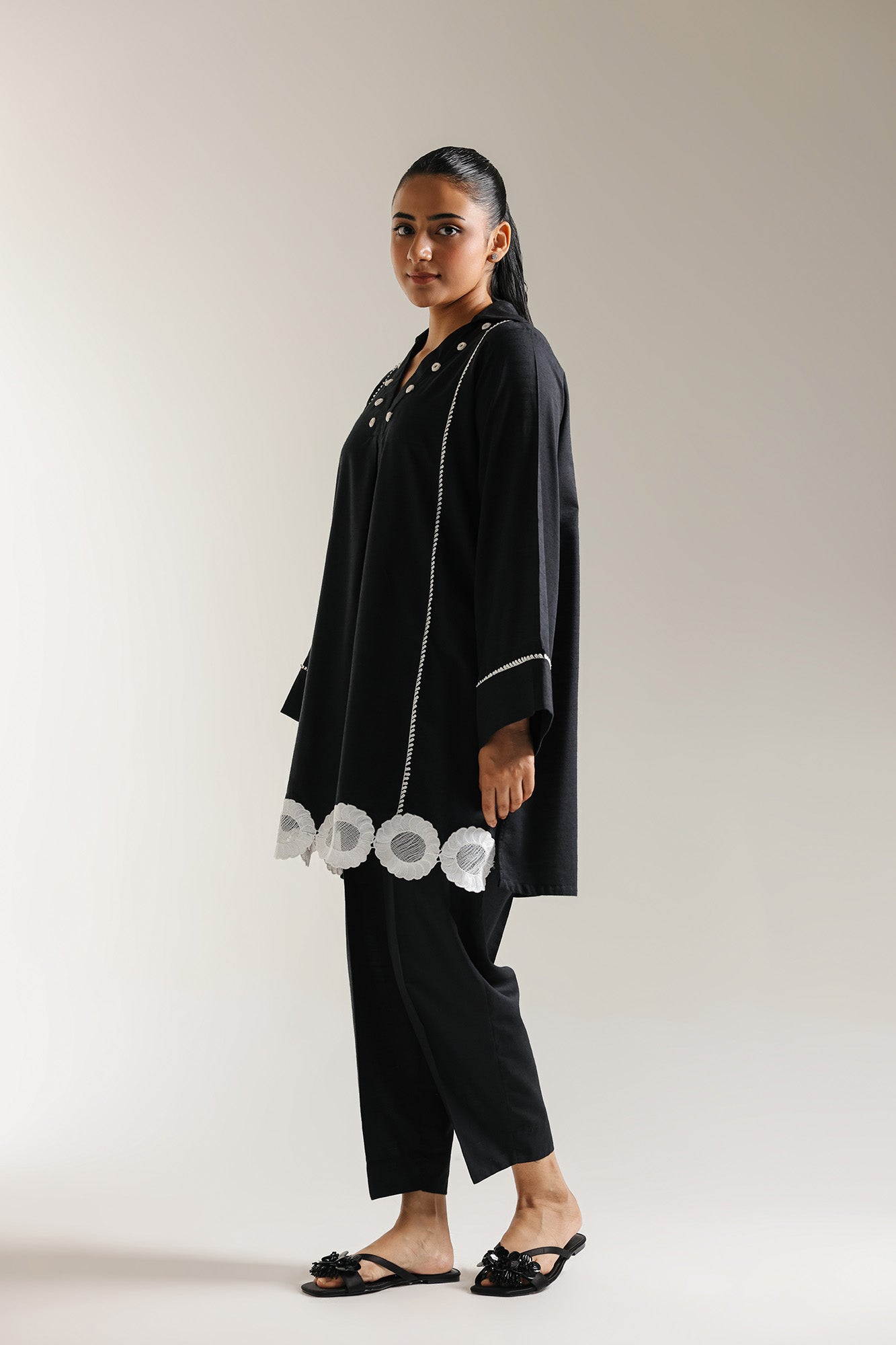 EMBROIDERED SUIT (S10E6549/102/902) - Image 2