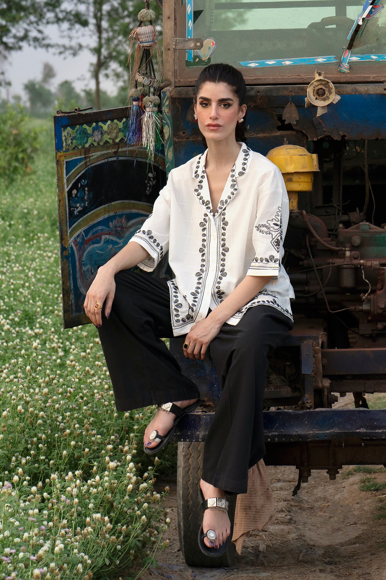EMBROIDERED KURTI (S2E0489/119/002) - Image 2