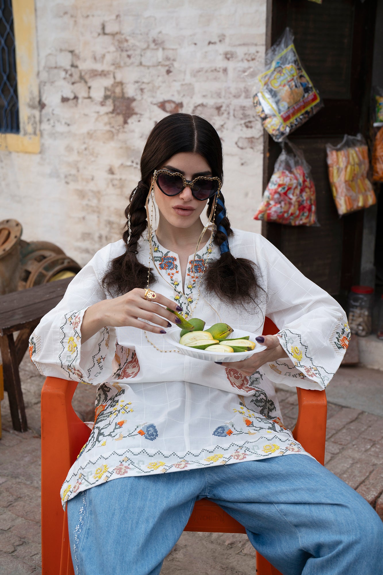 EMBROIDERED KURTI (S2E0492/119/002) - Image 7