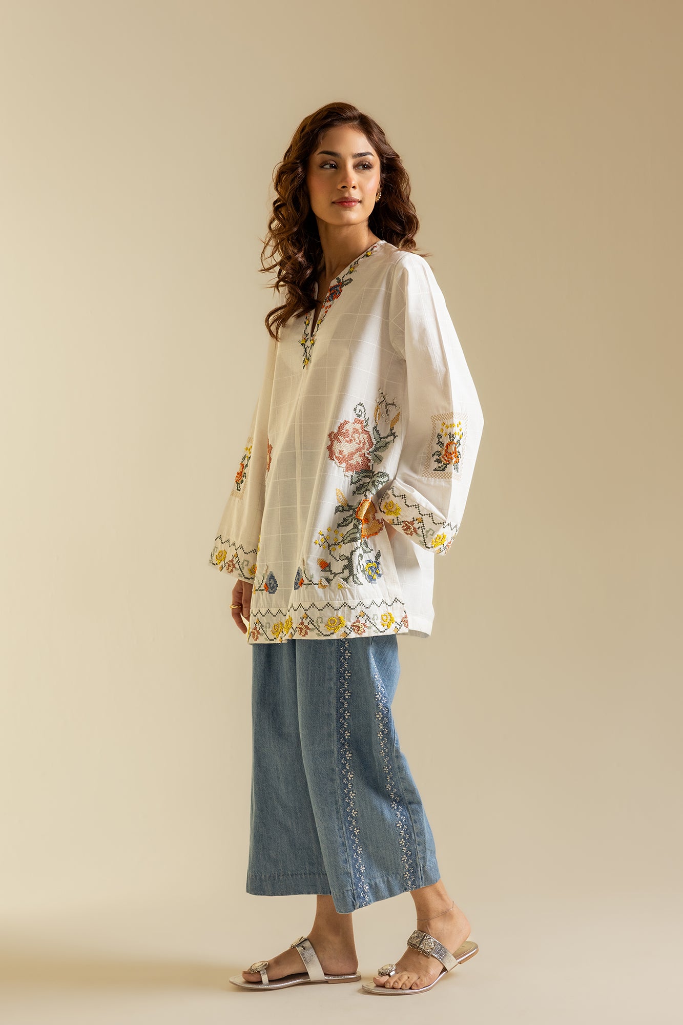 EMBROIDERED KURTI (S2E0492/119/002) - Image 9