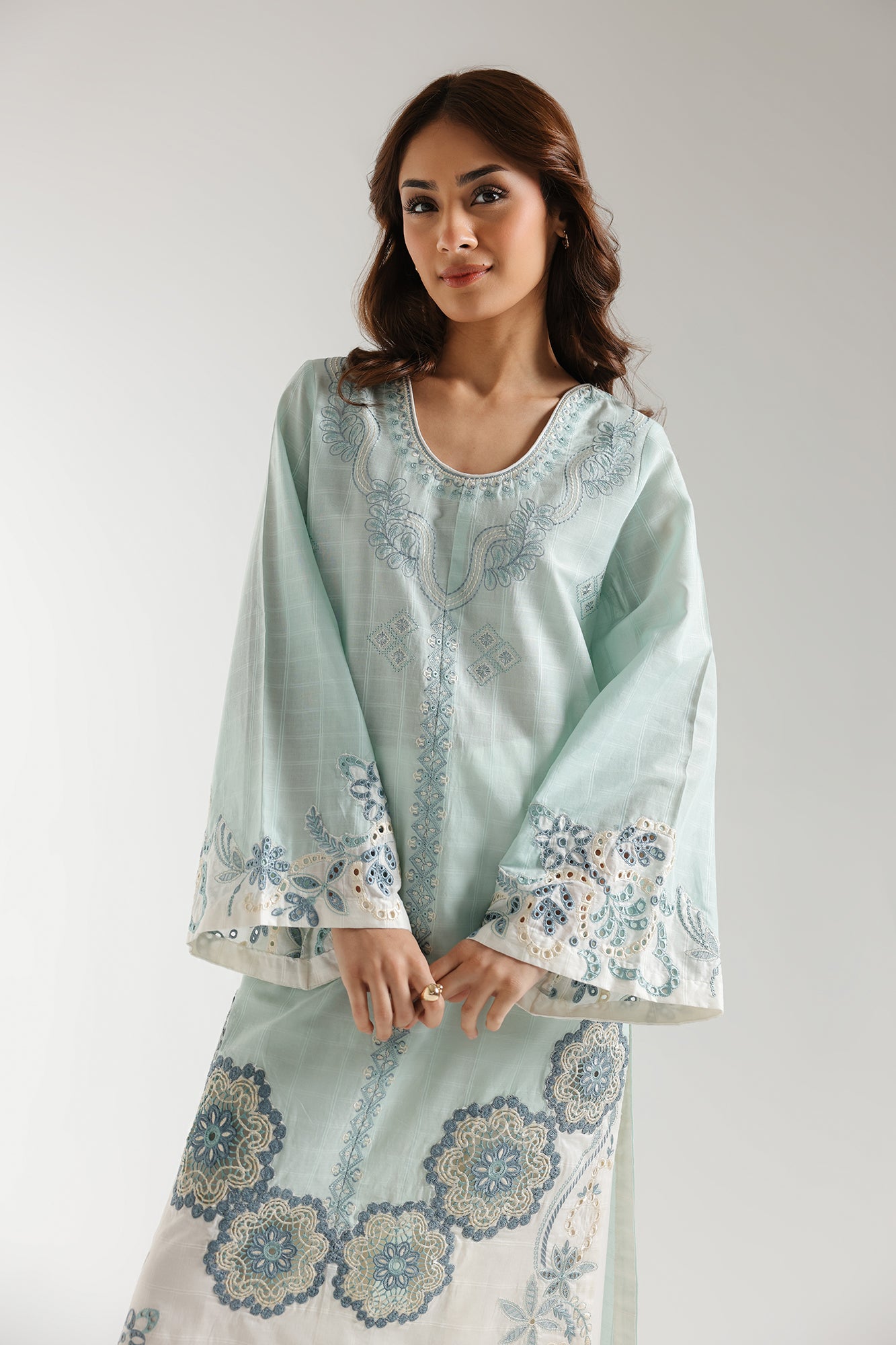 EMBROIDERED SHIRT (S2E6350/102/719) - Image 4