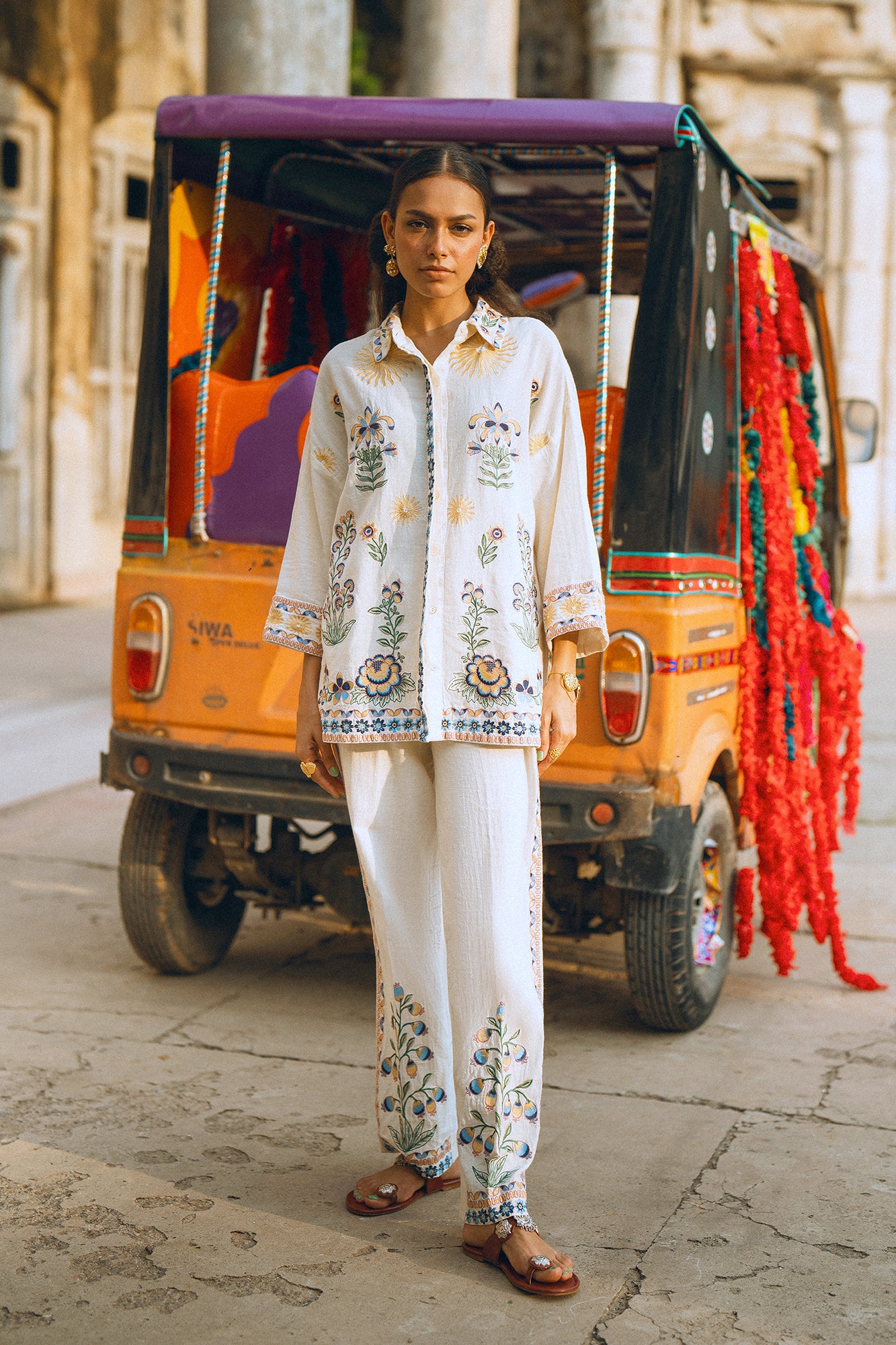EMBROIDERED SUIT (S3E119/005/0431) - Image 2