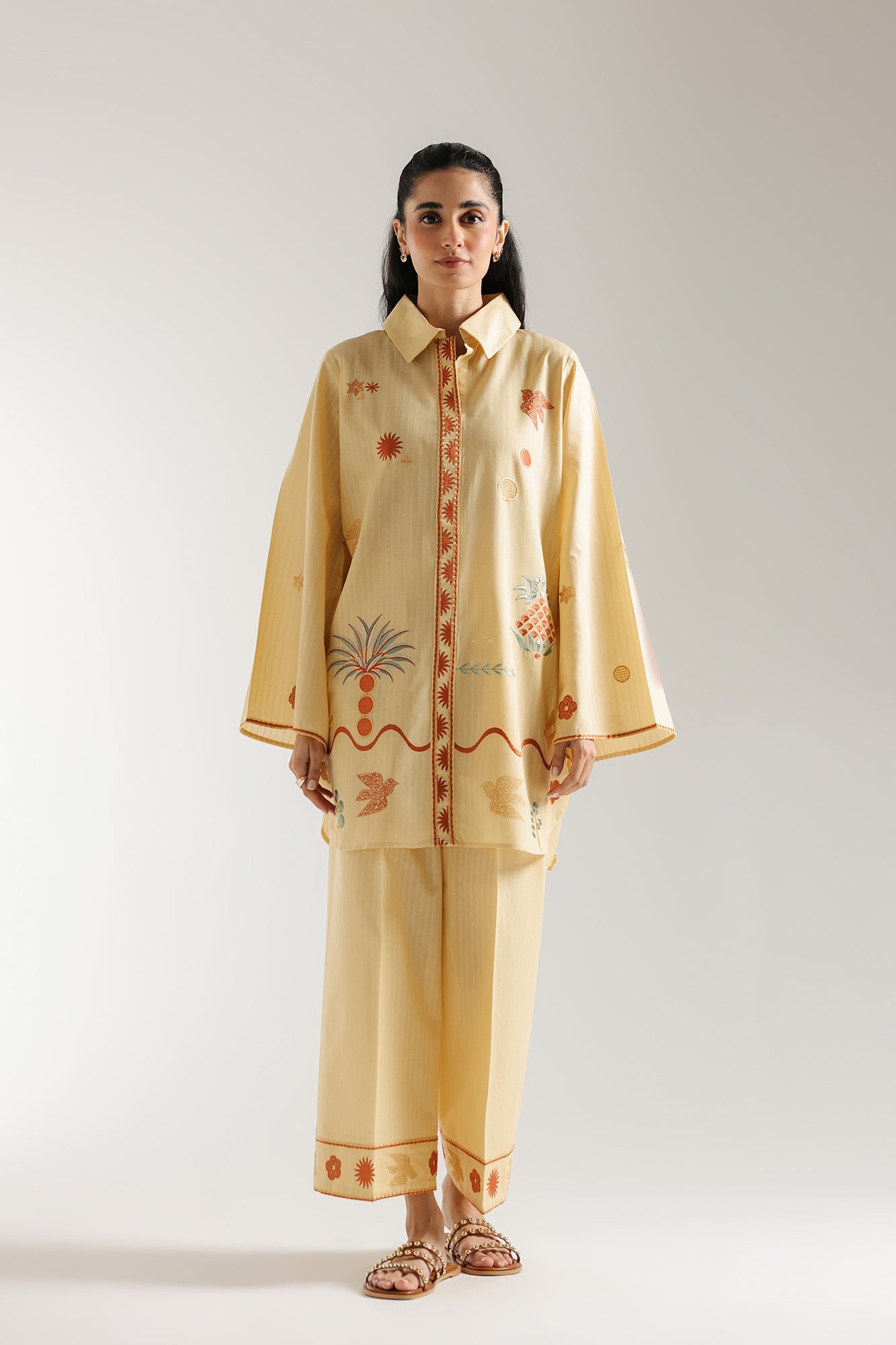 EMBROIDERED SUIT (S4E6370/102/225) - Image 2