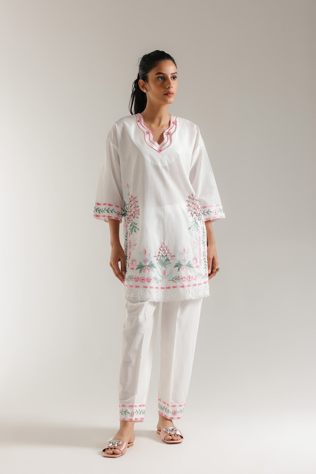 EMBROIDERED SUIT (S5E6534/102/003) - Image 2