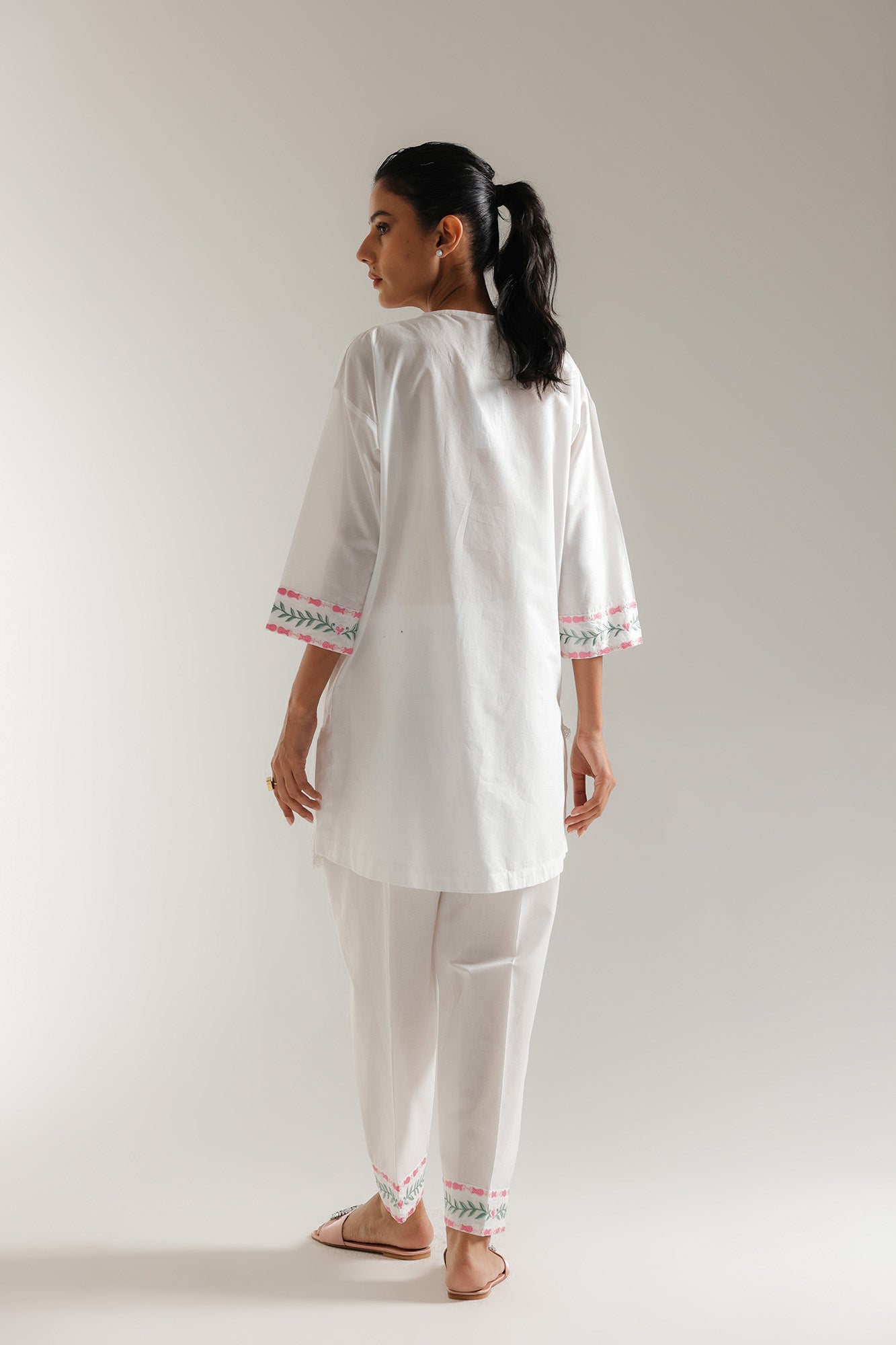 EMBROIDERED SUIT (S5E6534/102/003) - Image 4