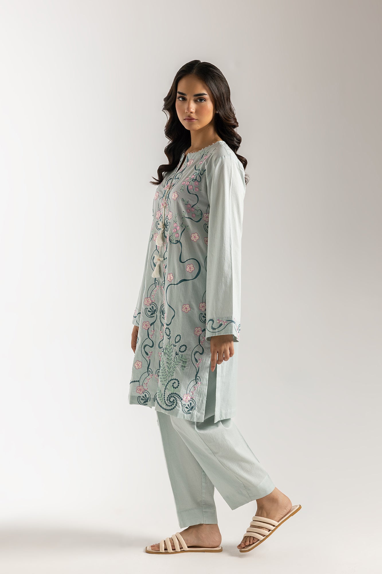 EMBROIDERED SUIT (S7E6394/102/722) - Image 3