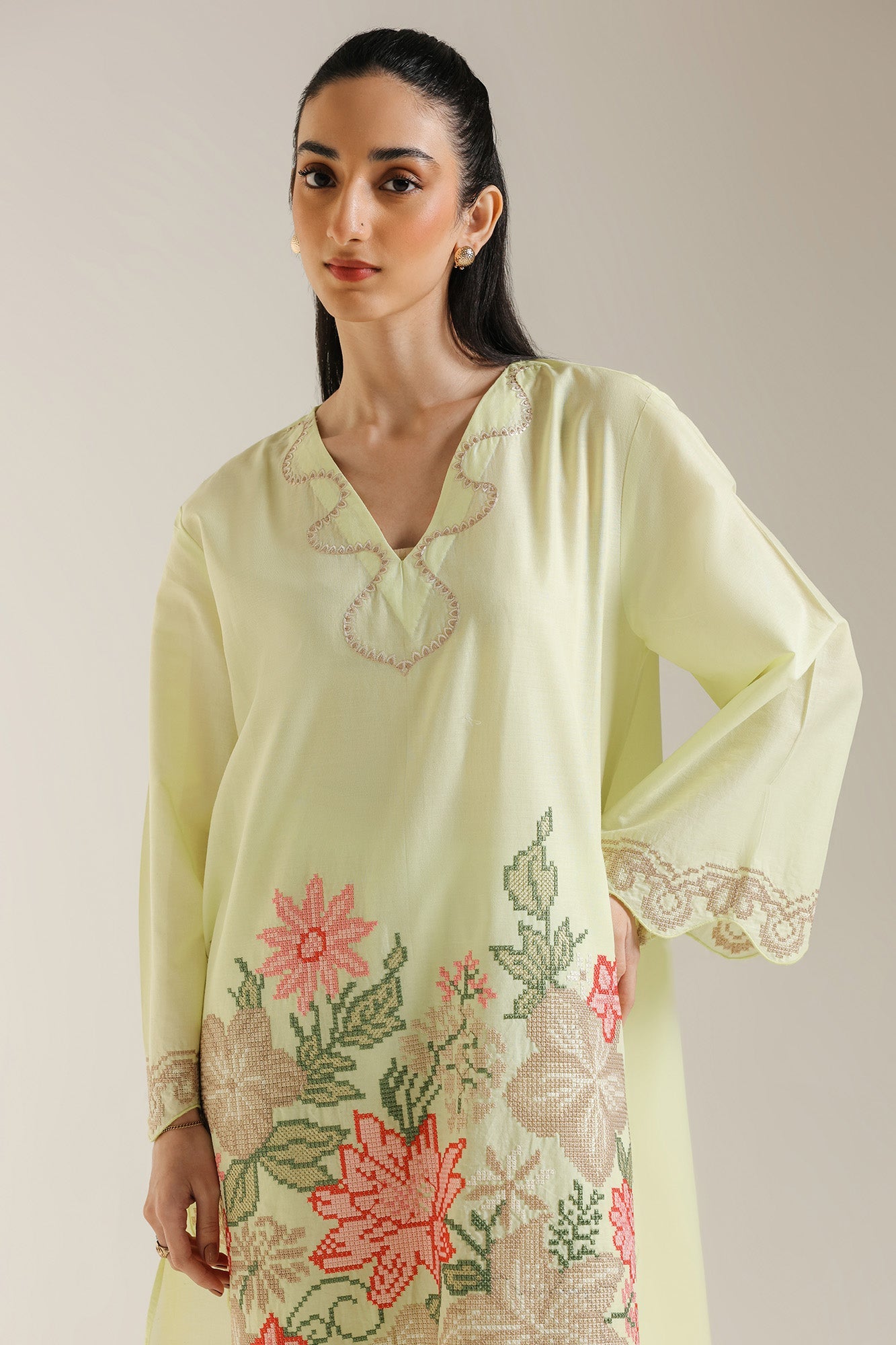 EMBROIDERED SUIT (S8E6459/102/110) - Image 4