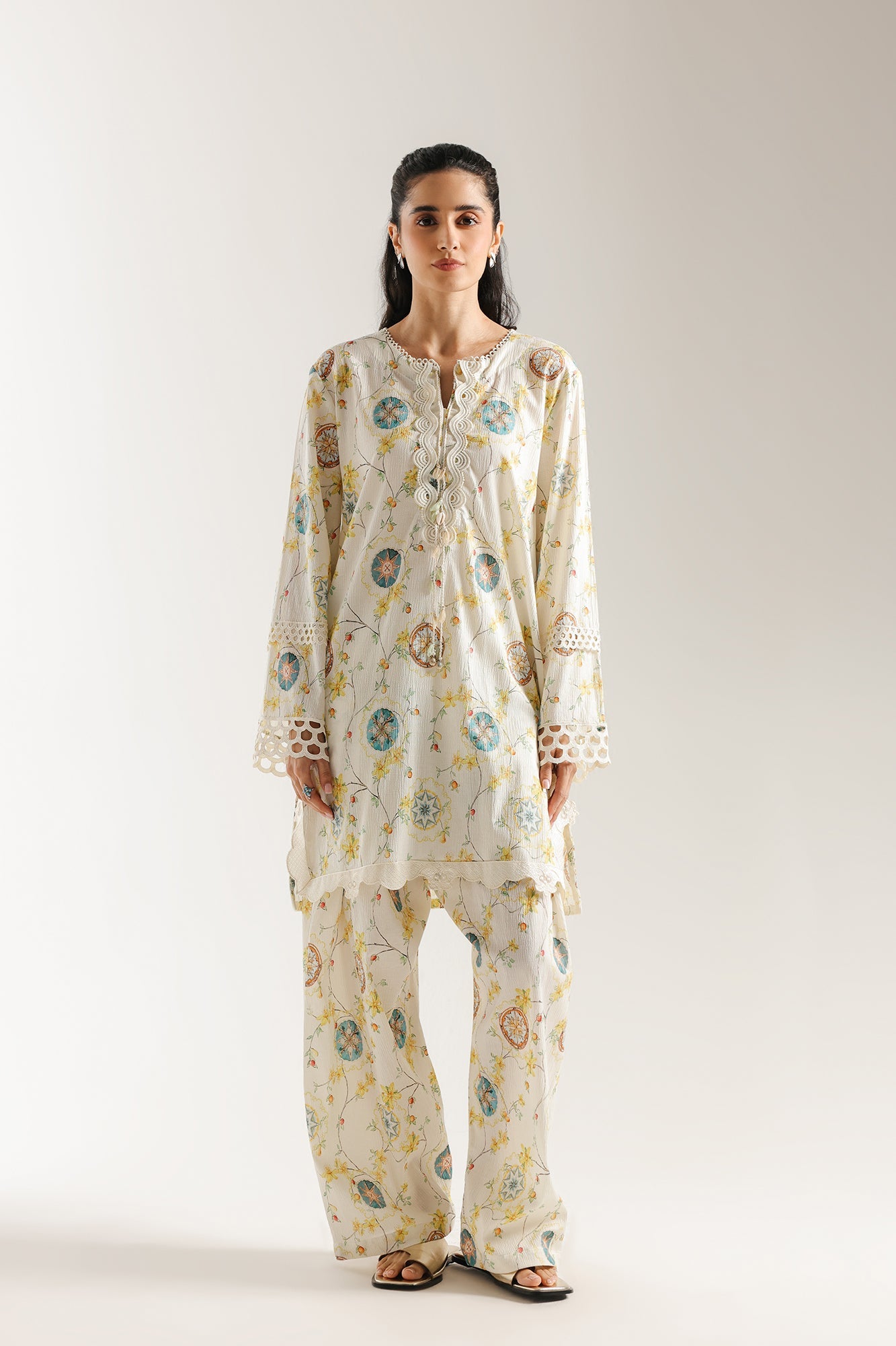 EMBROIDERED SUIT (S9E6406/102/002) - Image 2